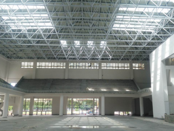 启东体育馆网架